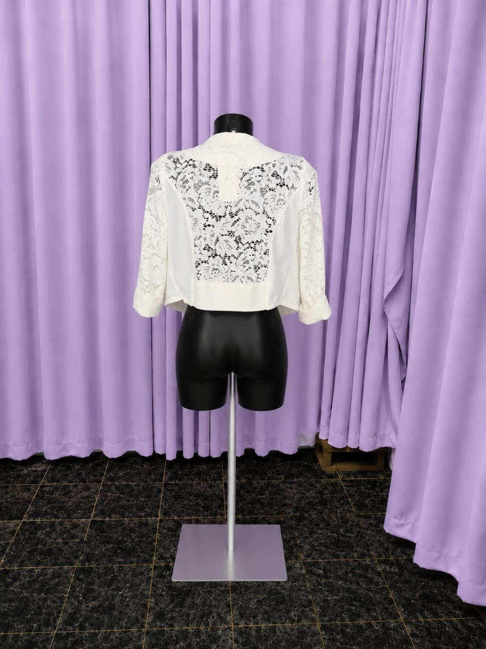 Witte korte vest met kant 🌹 ONE SIZE 36/38 🌹 – photo 2